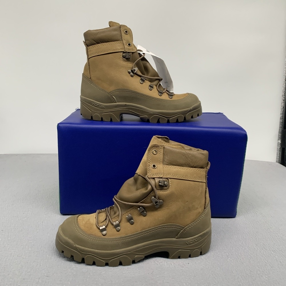 Bates Mountain Combat Boots temperate weather E03412A Vibram Soles Goretex 8 NEW